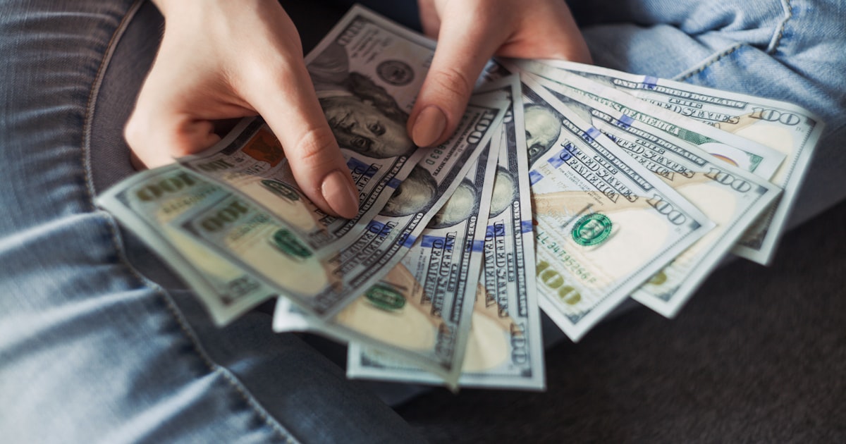 Monedas y efectivo, referencia a impuestos y tramos